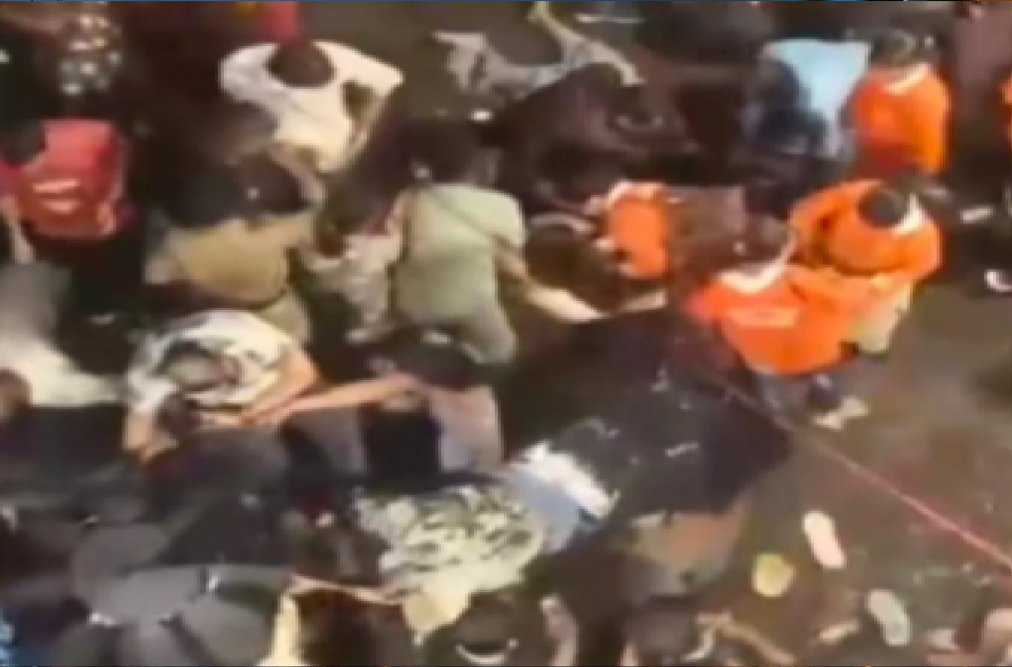 કોલકાતા દુર્ગાપૂજા પંડાલમાં ભયાનક નાસભાગ
